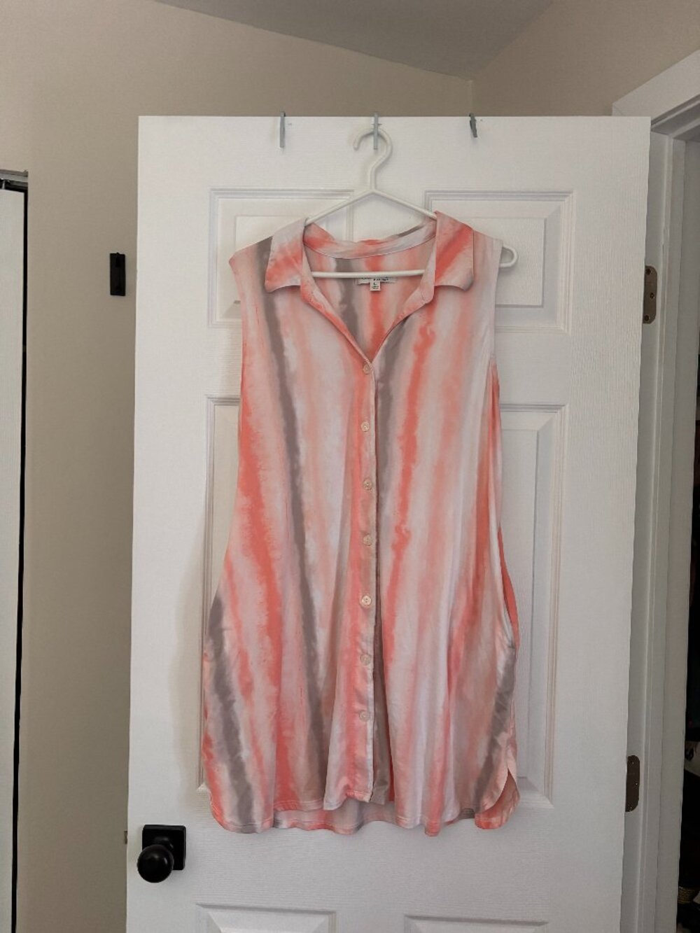 Sleeveless Button-Front Shirt Dress | Coral & Taupe (L)